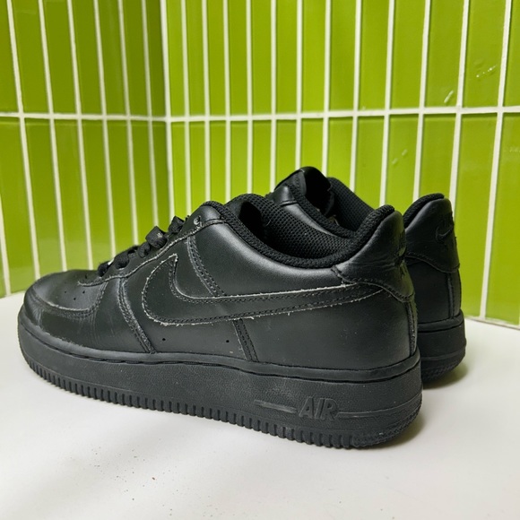 Nike Air Force 1 - Picture 4 of 7